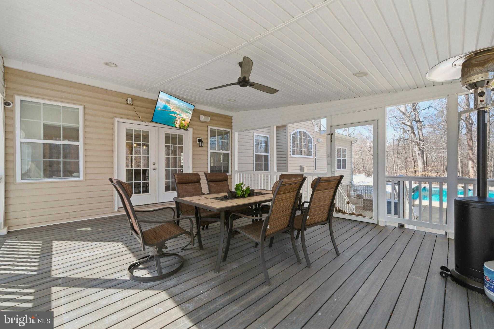 7030 Hunterleigh Dr photo 24