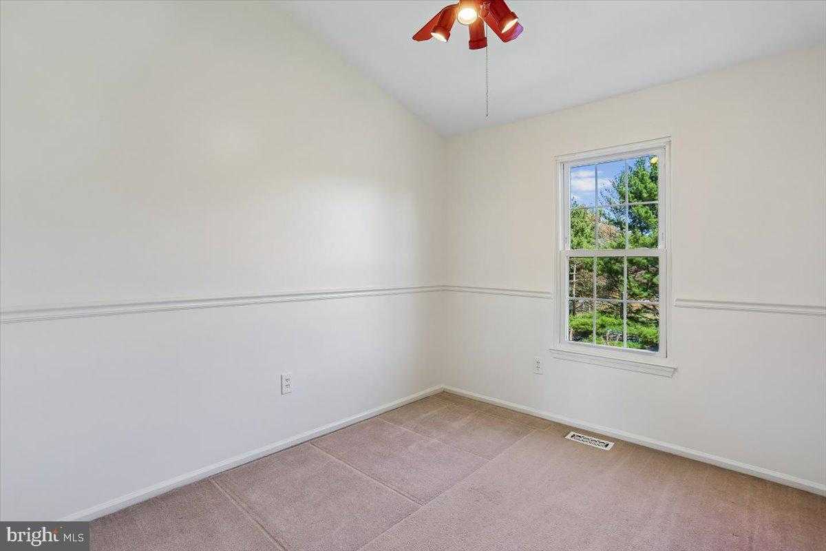 7717 Goodfellow Way photo 25