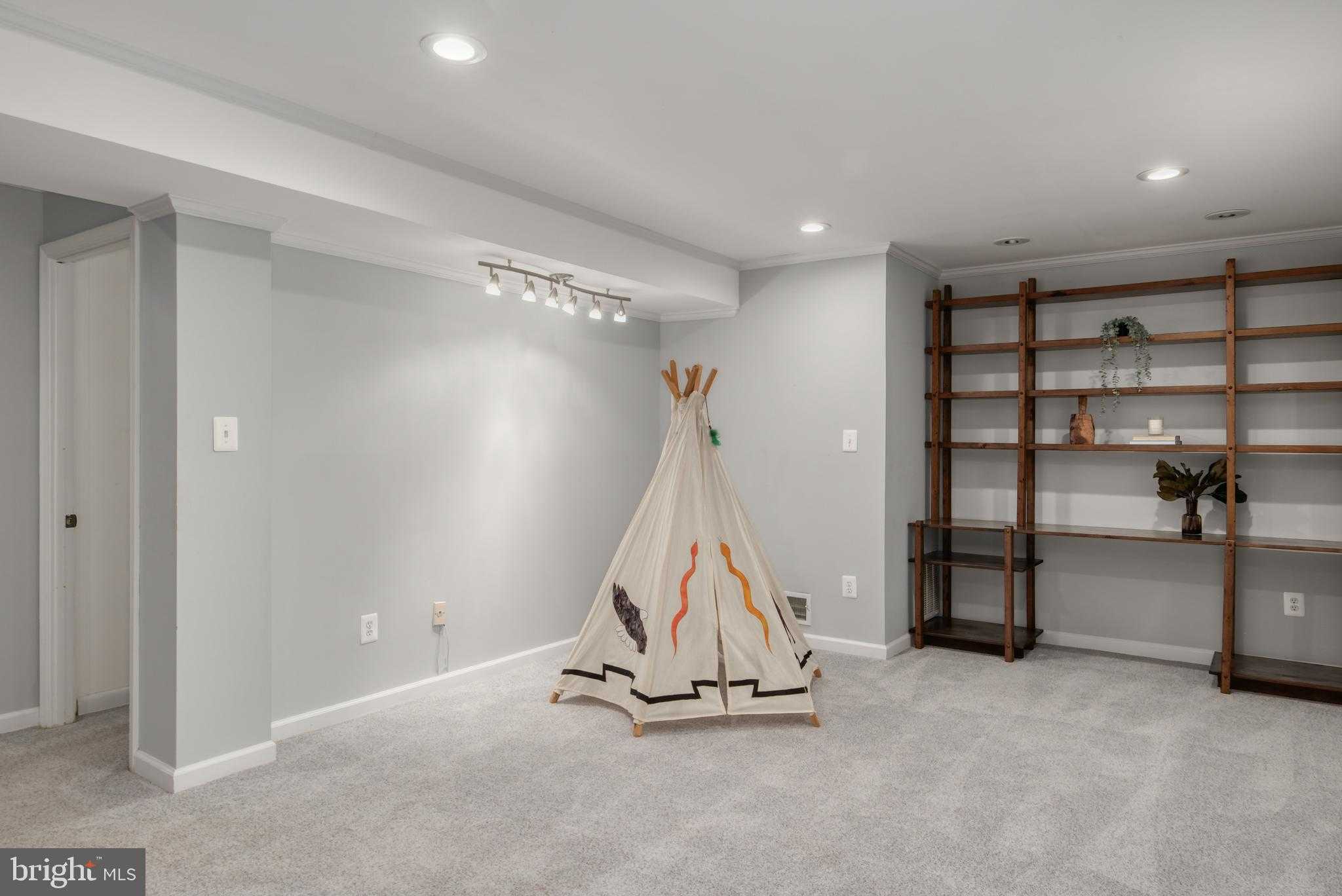 8709 Powder Horn Rd photo 49