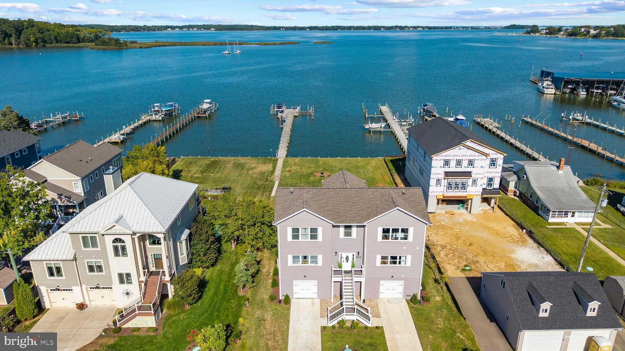 3675 1st Ave photo 2