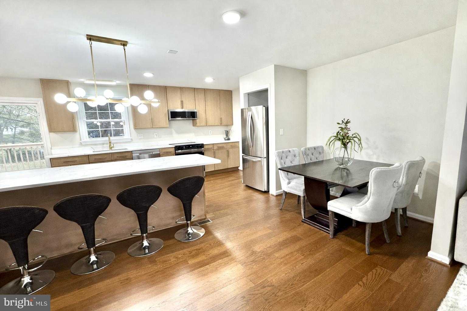 2800 Gunarette Way photo 6