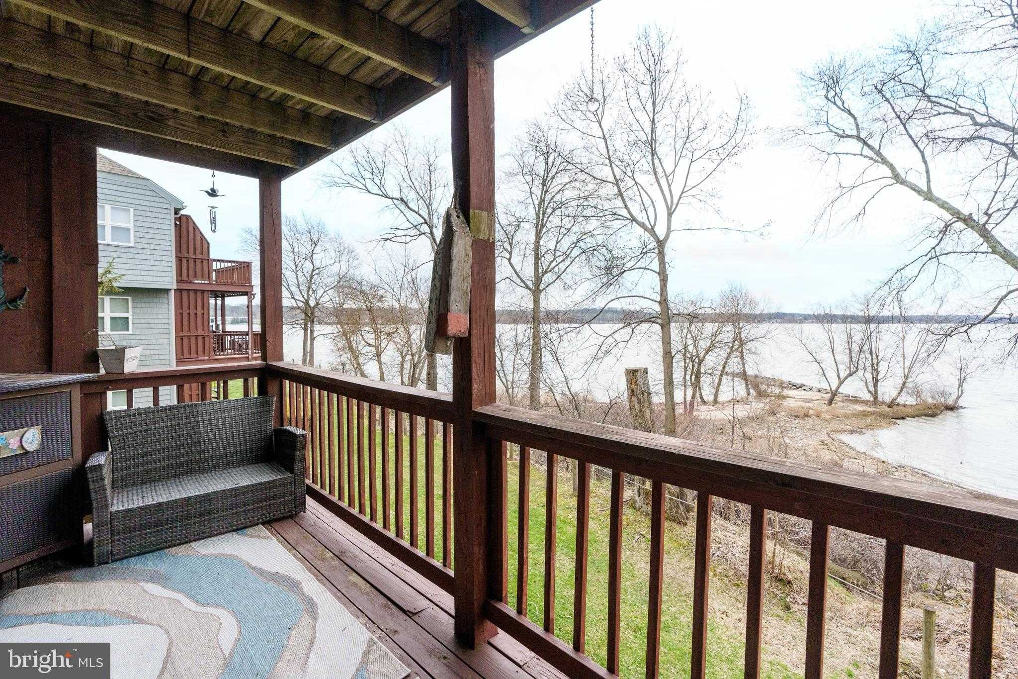 34 NE Isle Dr # B photo 17