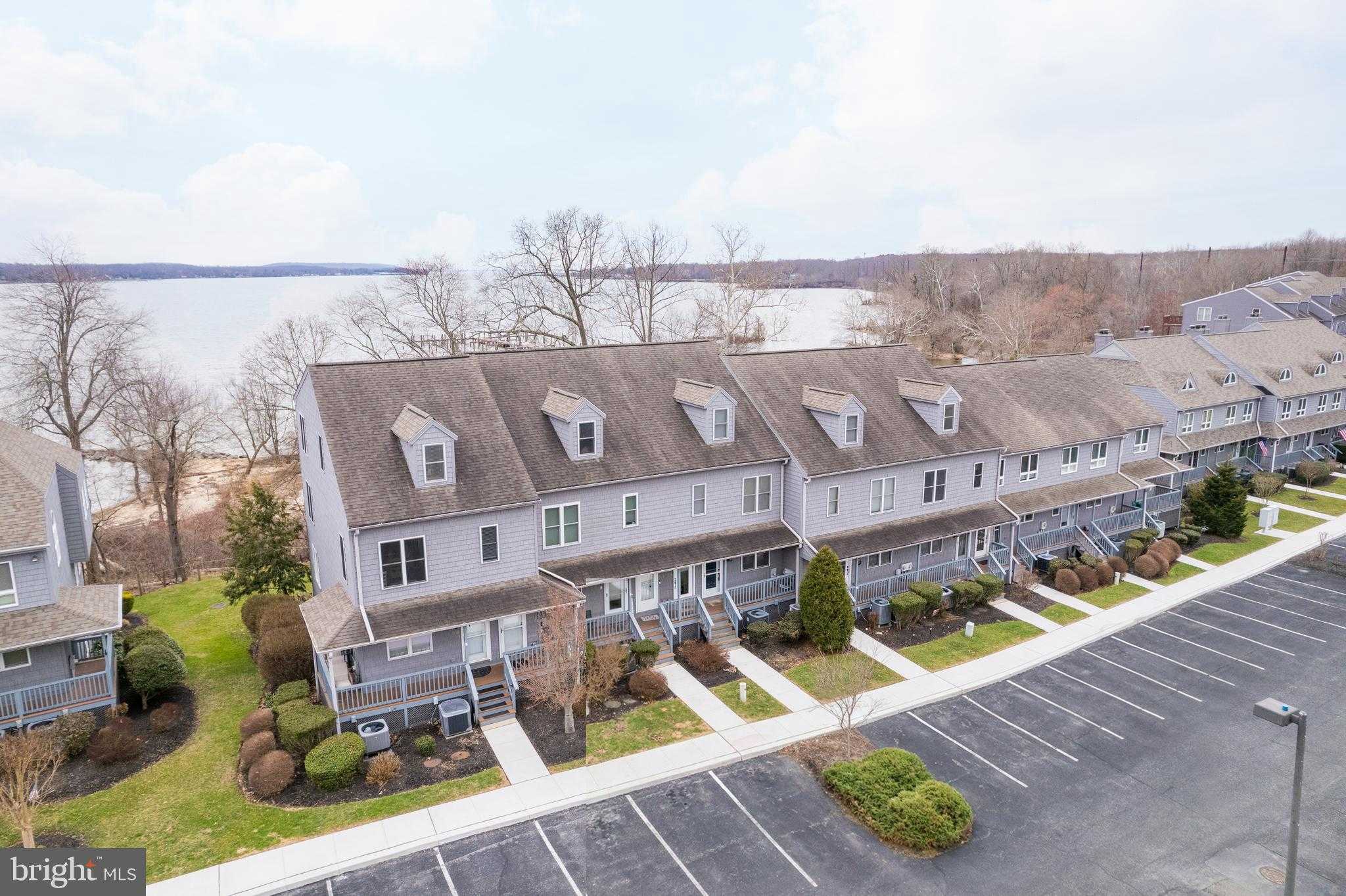 34 NE Isle Dr # B photo 28