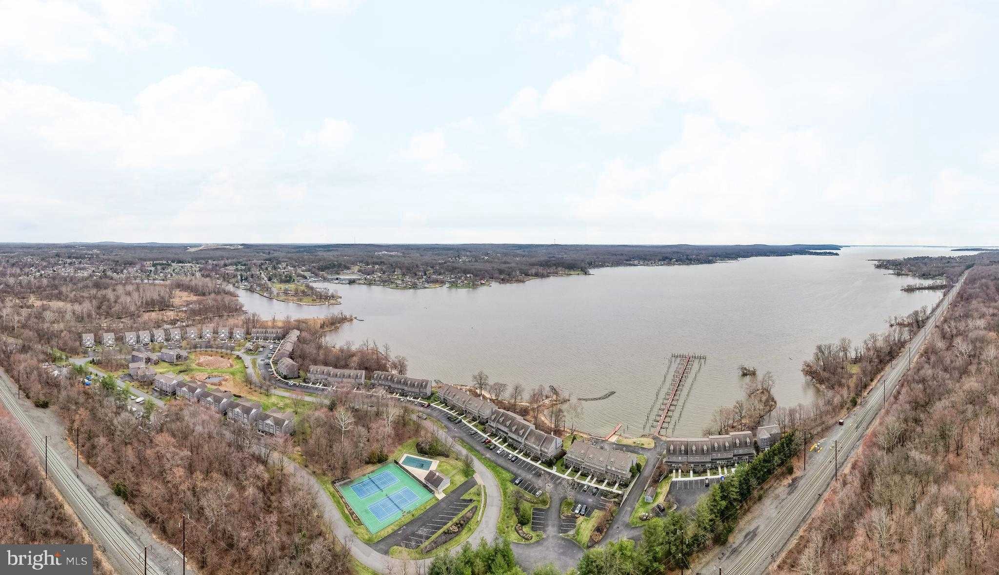 34 NE Isle Dr # B photo 31