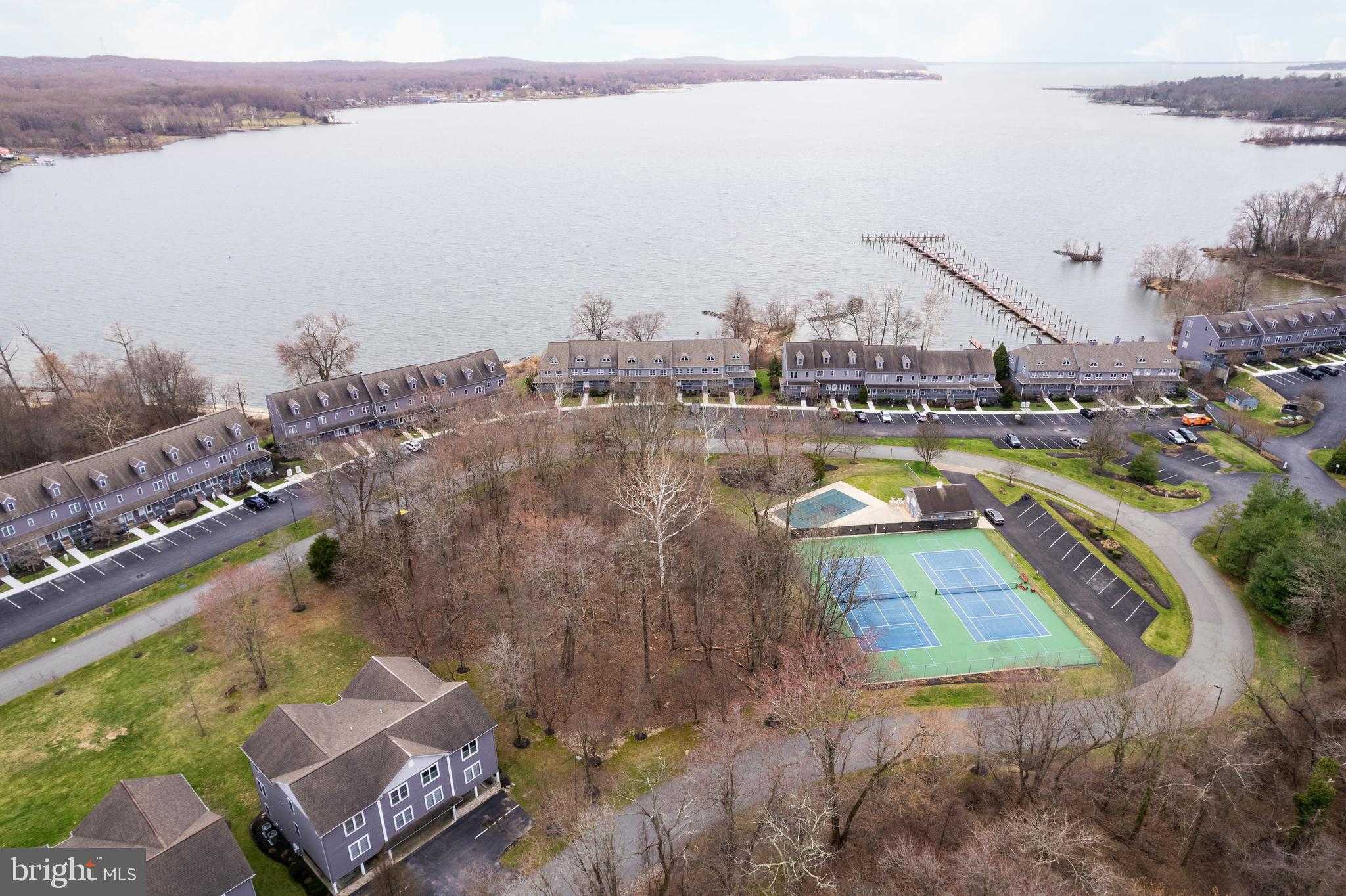 34 NE Isle Dr # B photo 6