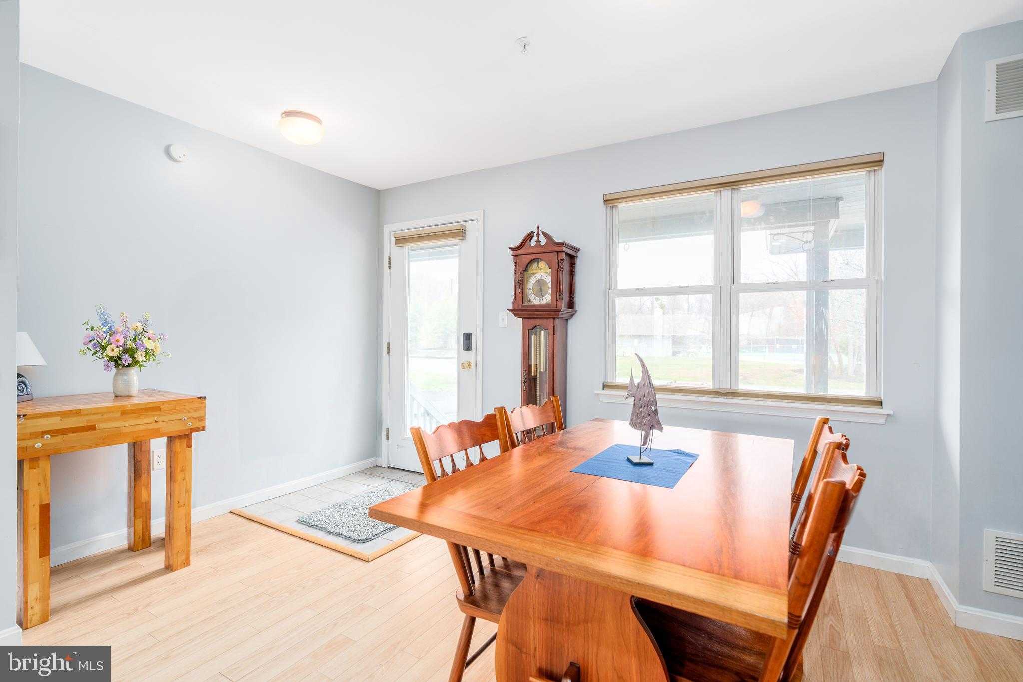 34 NE Isle Dr # B photo 8