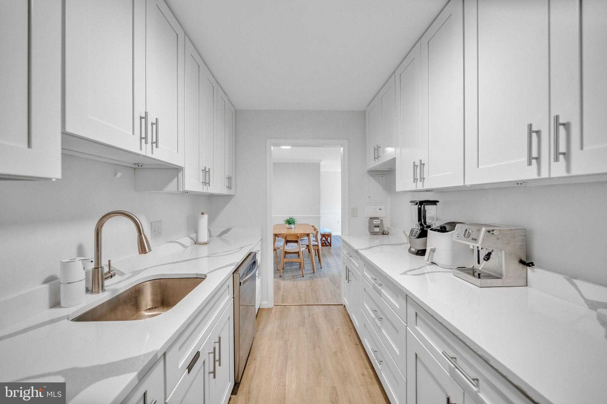 10725 West Dr photo 12