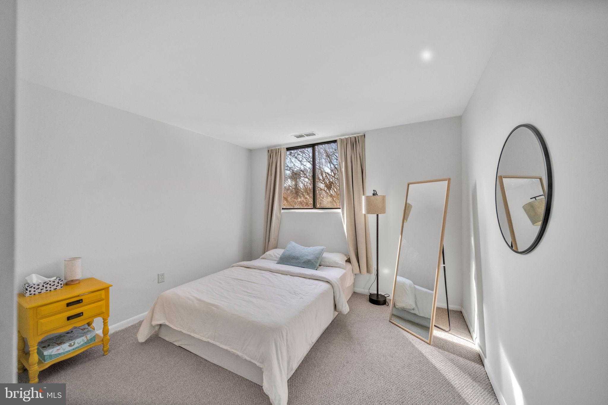 10725 West Dr photo 14