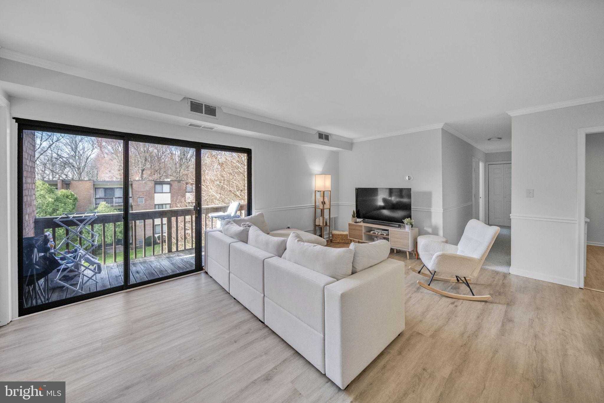 10725 West Dr photo 3