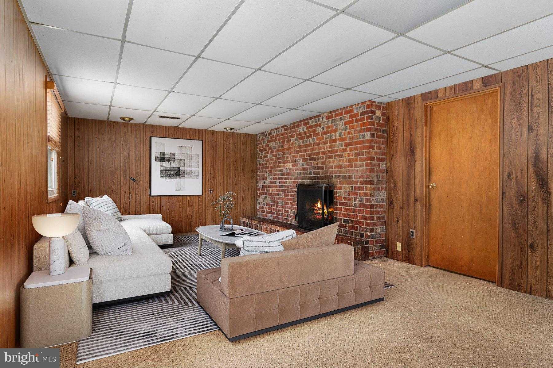 10802 Joyceton CT photo 4