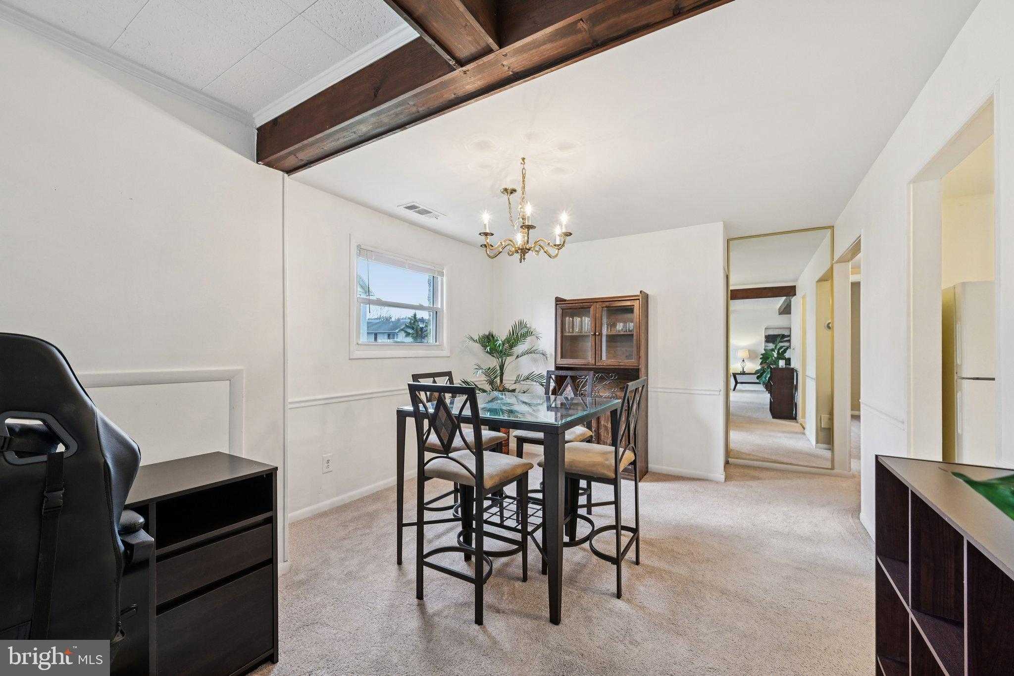 7 Warren Lodge CT Apt 1c photo 6