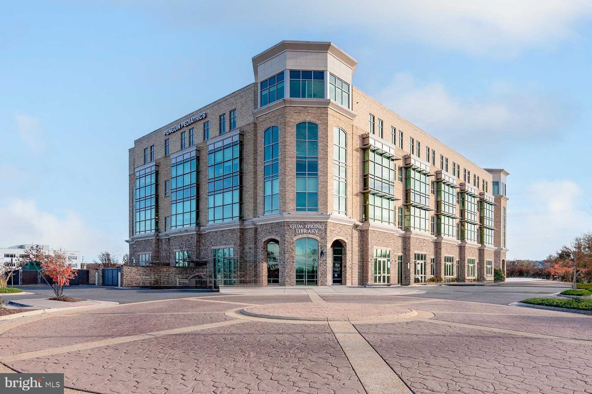 24672 Byrne Meadow Sq photo 46