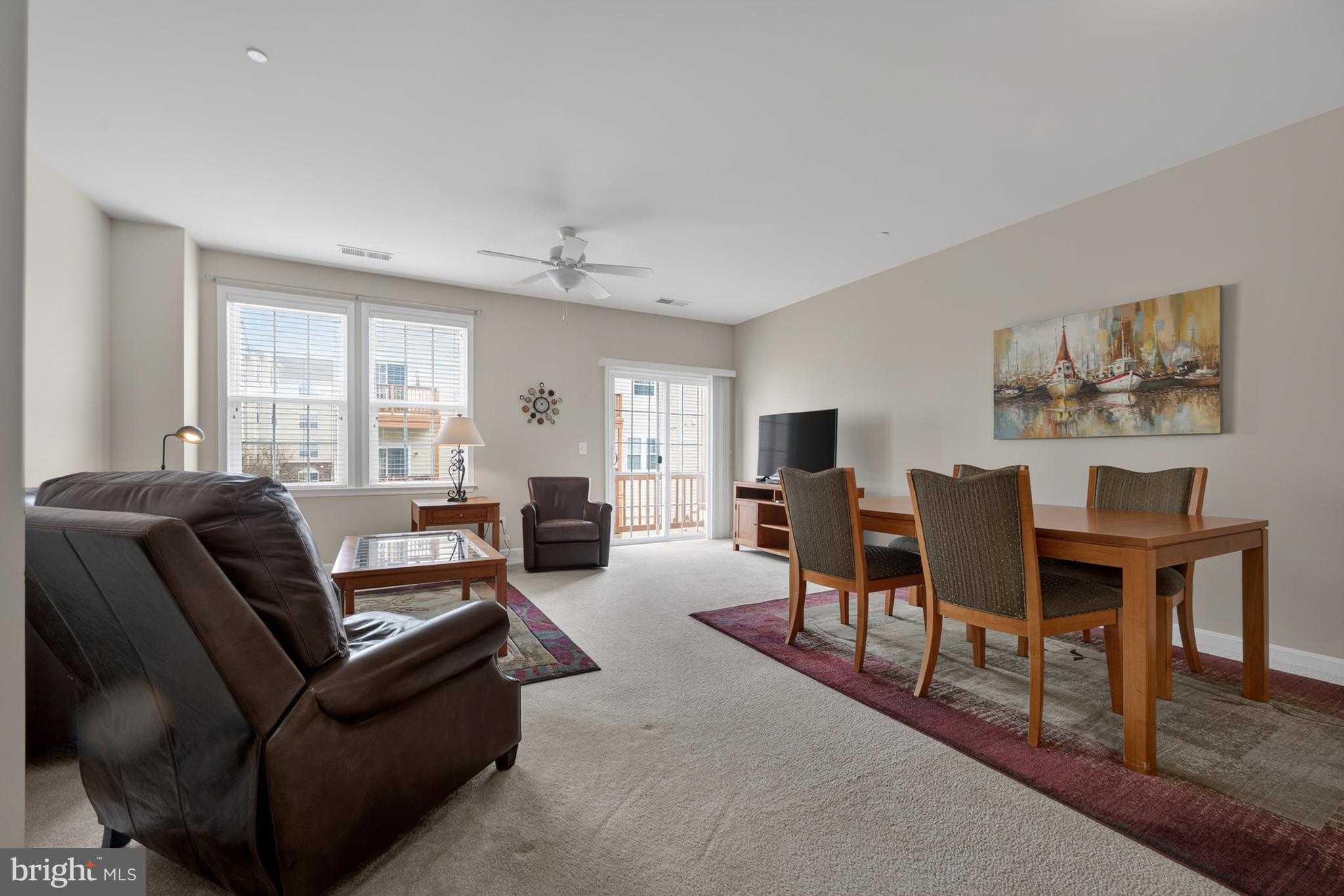 24672 Byrne Meadow Sq photo 8