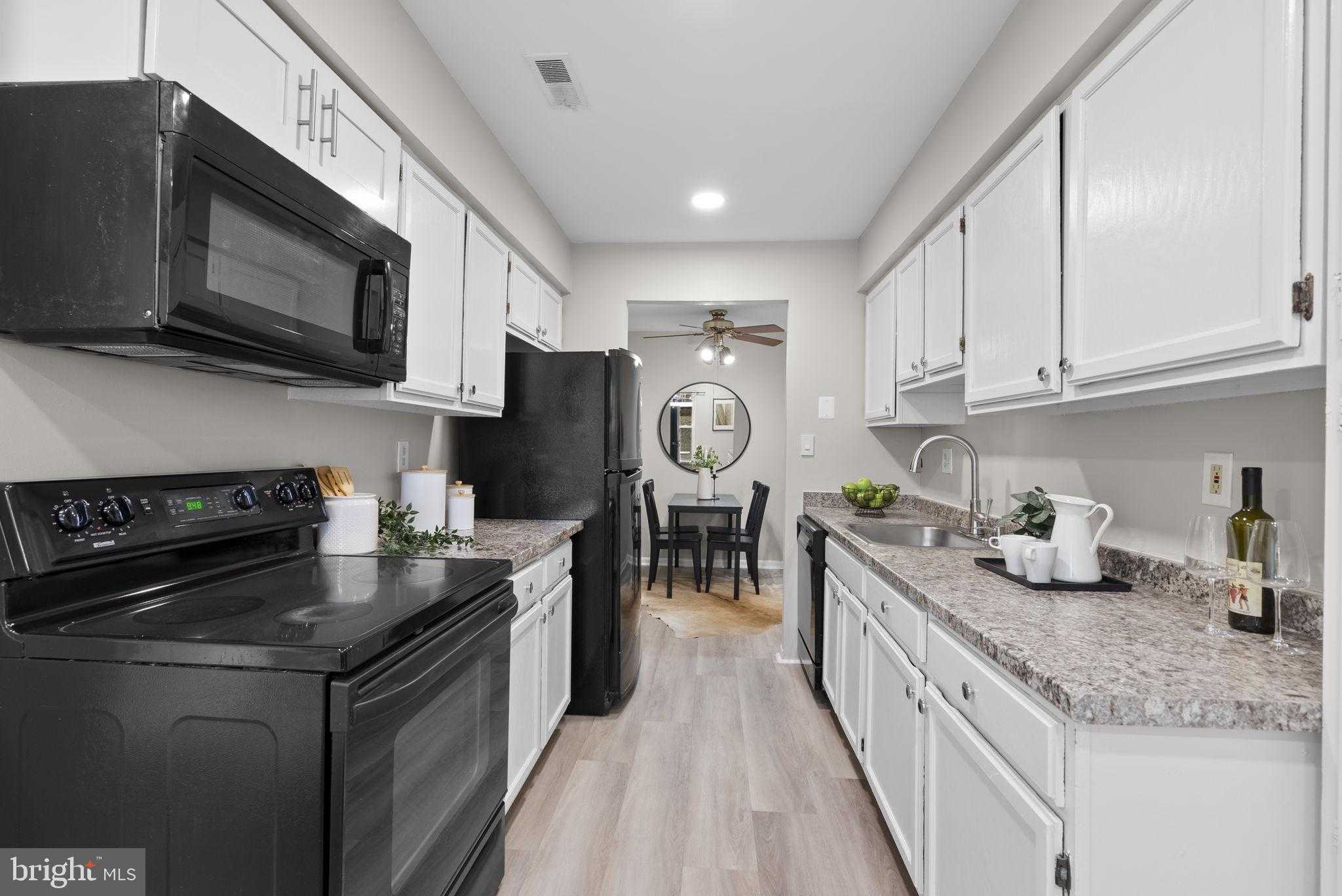 11320 Halethorpe Ter # 186 photo 16