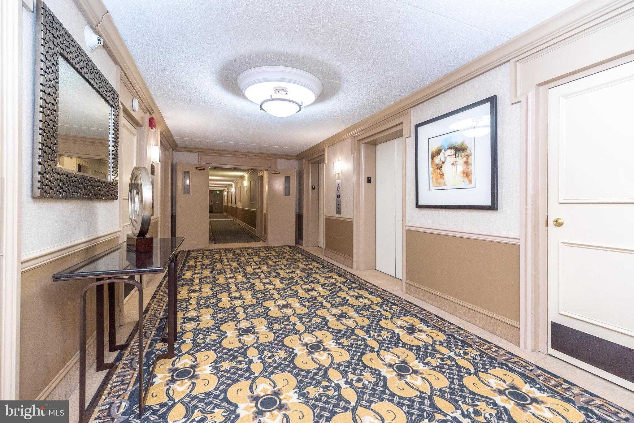 10204 Valley Forge Cir # 204 photo 6