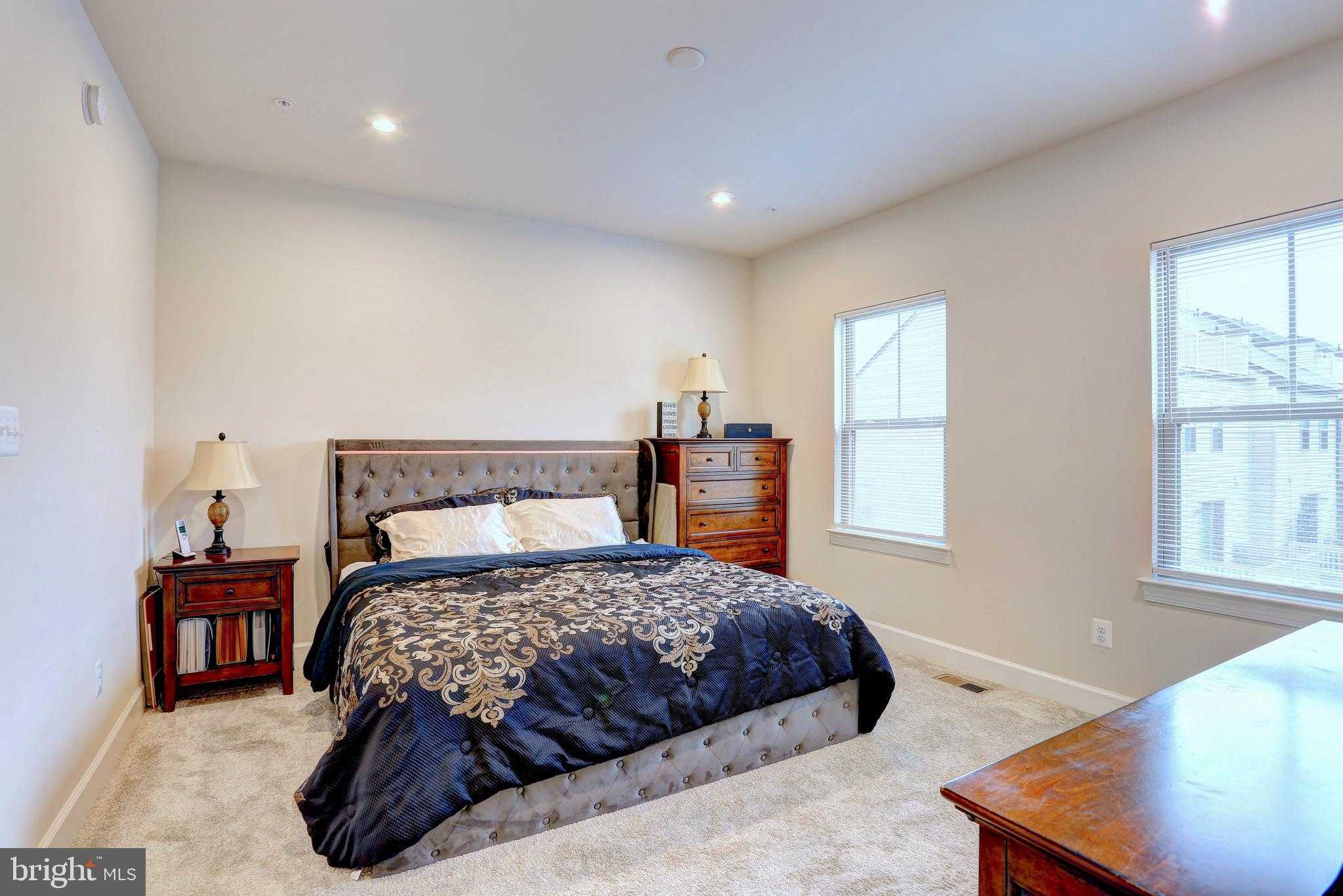 6907 Savannah Pkwy photo 14