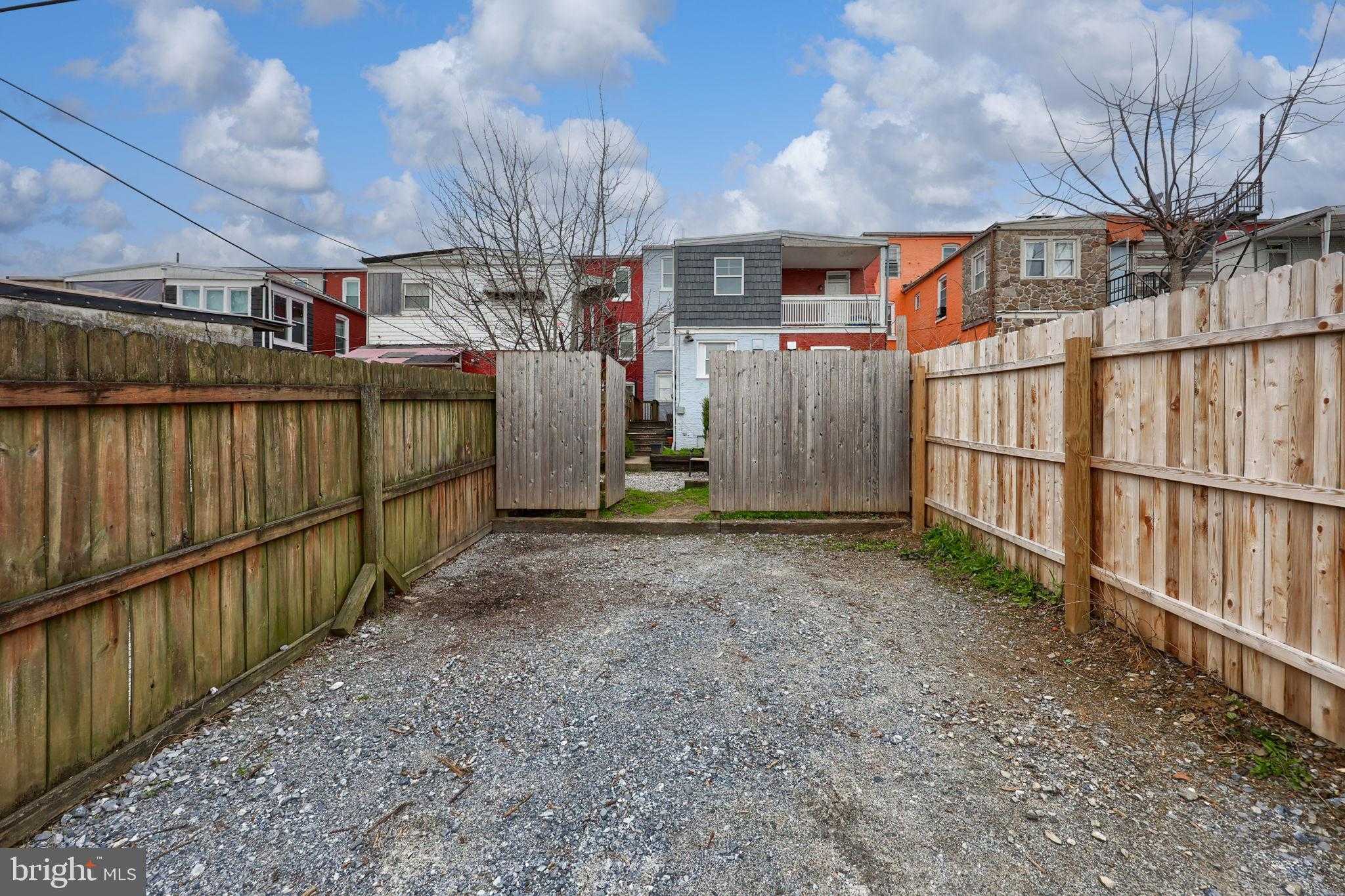 335 S Ann St photo 36