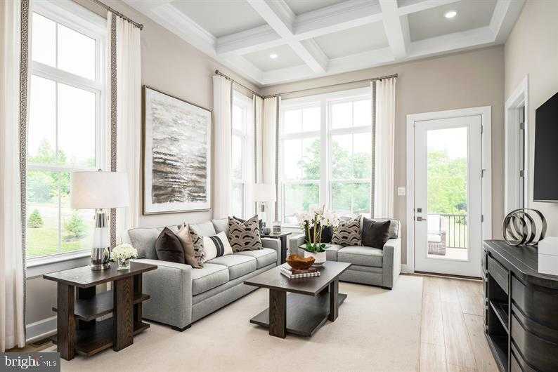 9415 Founders Ln photo 9