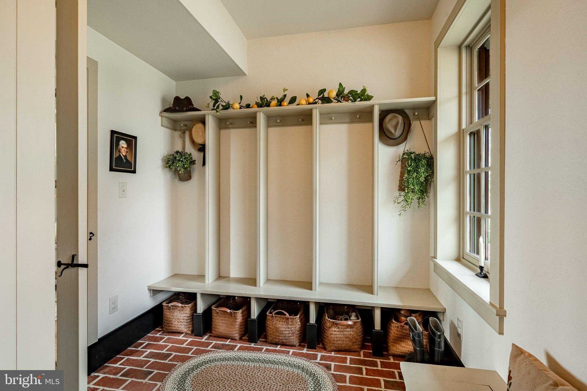 202 Privet Ln photo 14