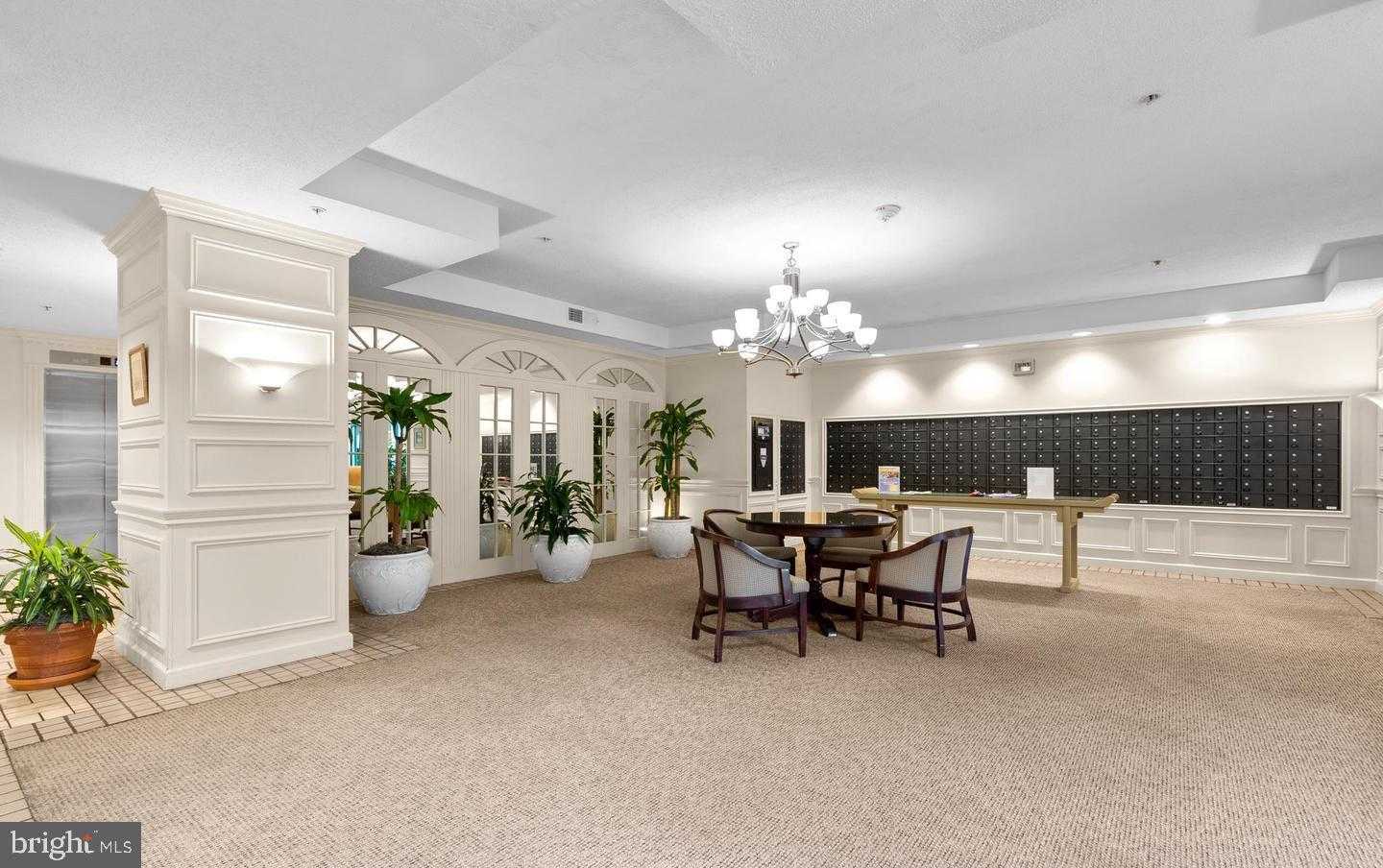 15115 Interlachen Dr # 3-204 photo 28