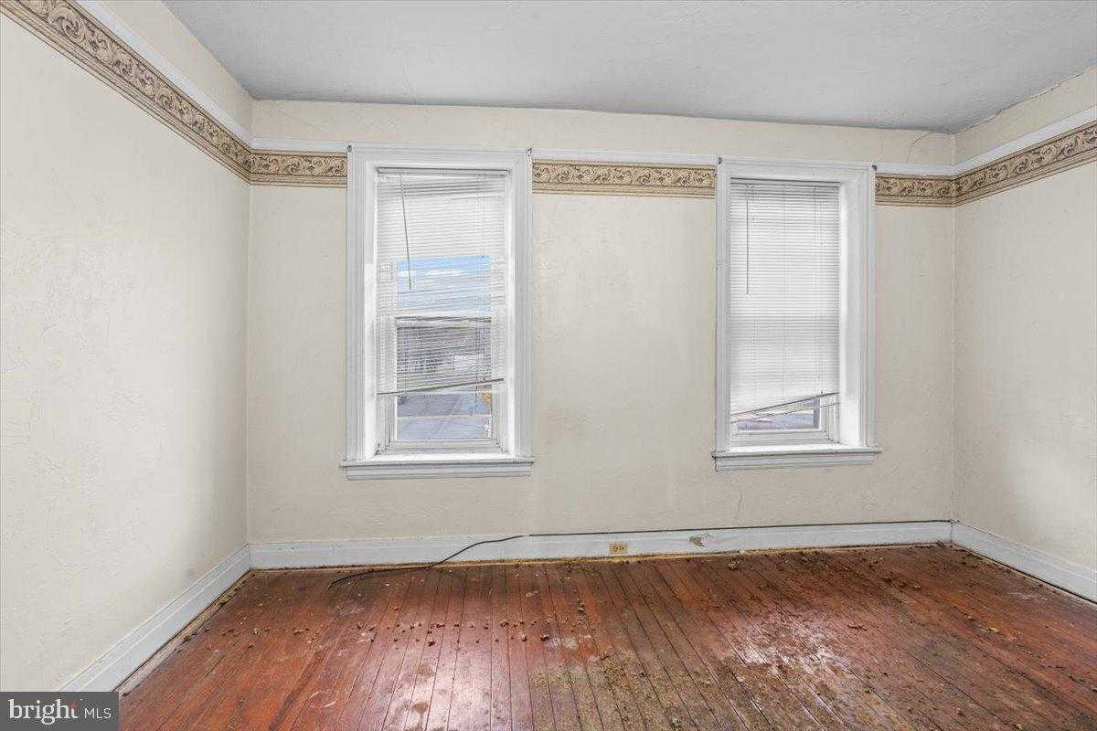 1127 Walnut St photo 29