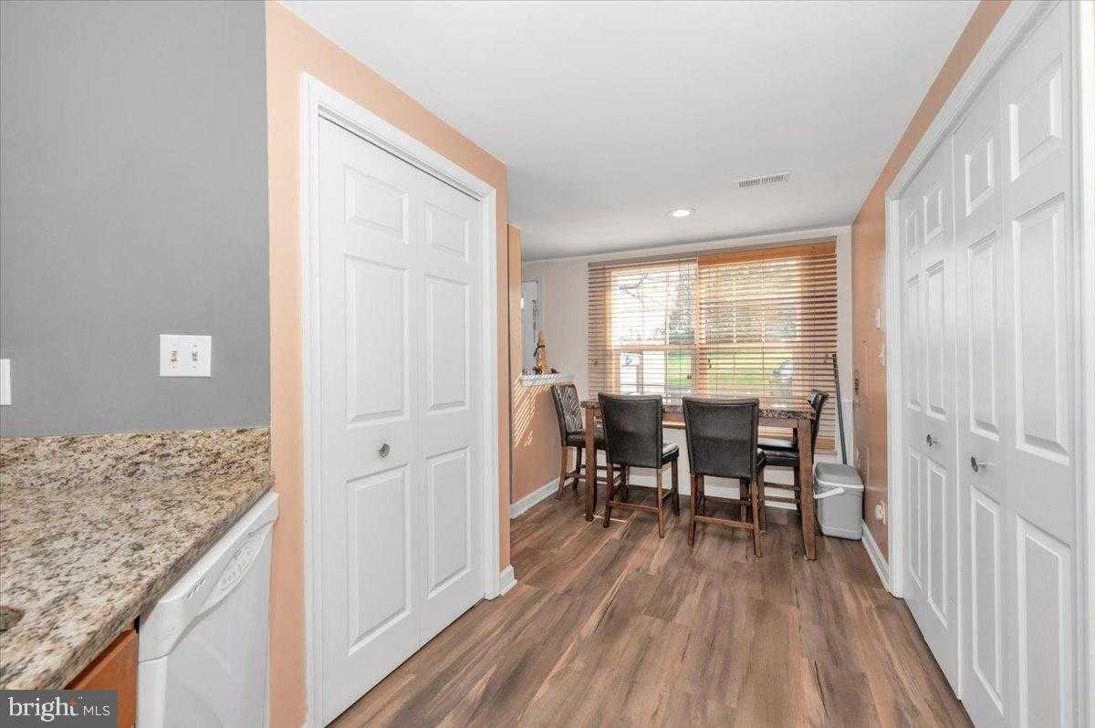 8724 Drexel Hill Pl photo 22