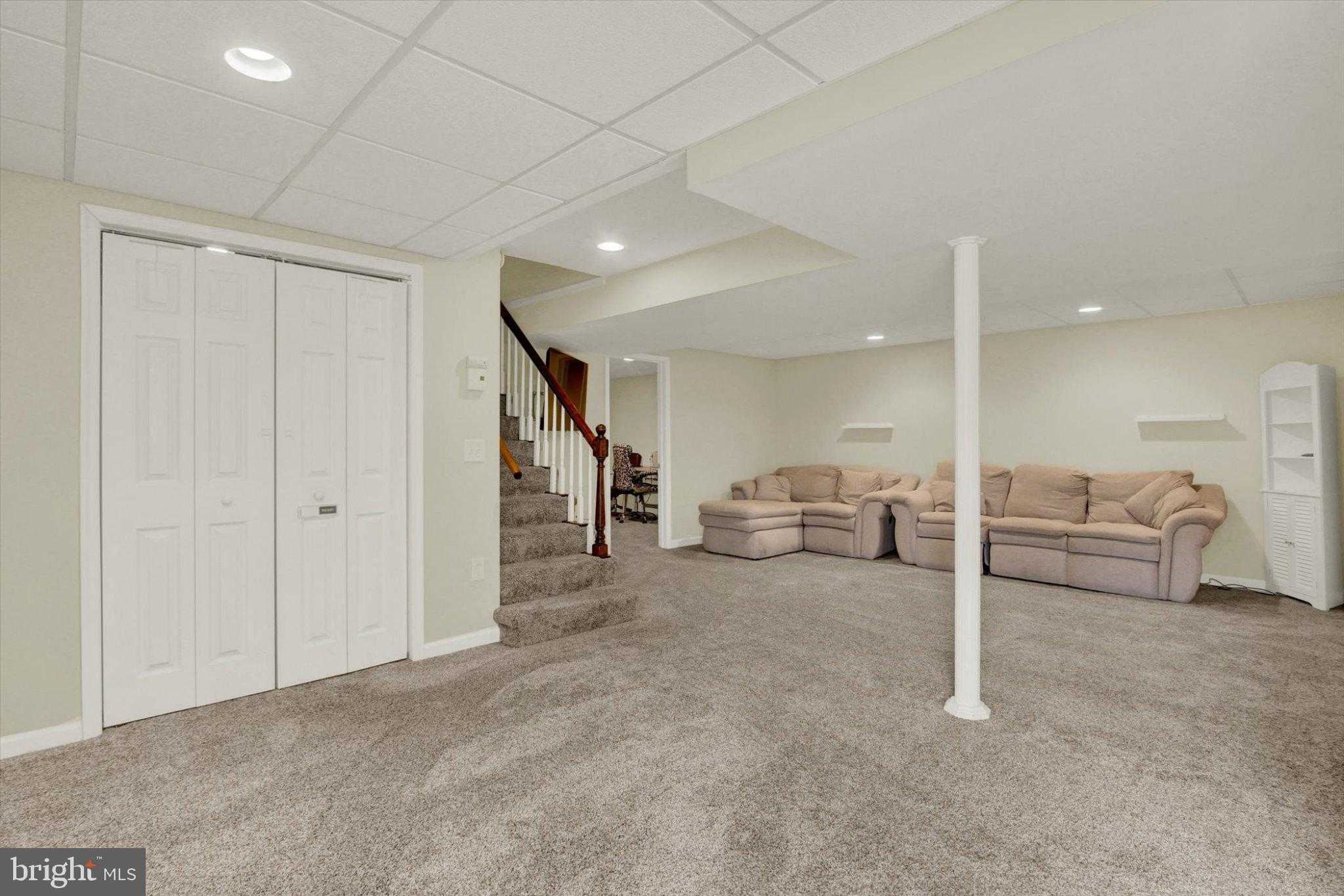 45 Lee Ann CT photo 17