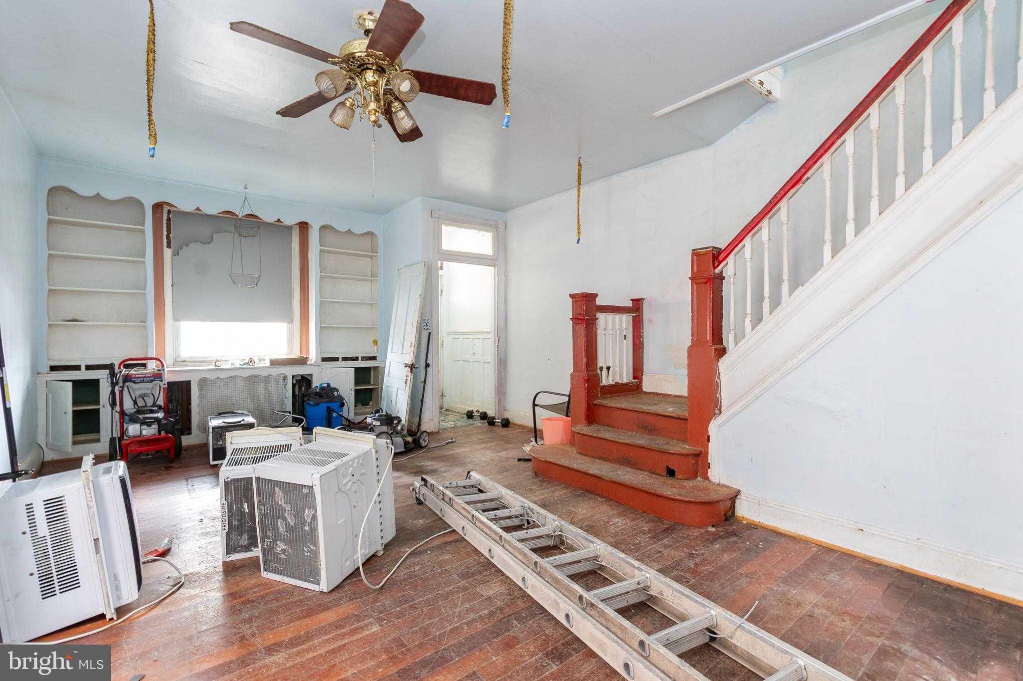 319 W Duncannon Ave photo 7