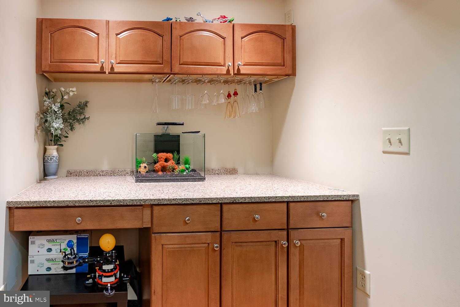 115 Heiskel Dr photo 52