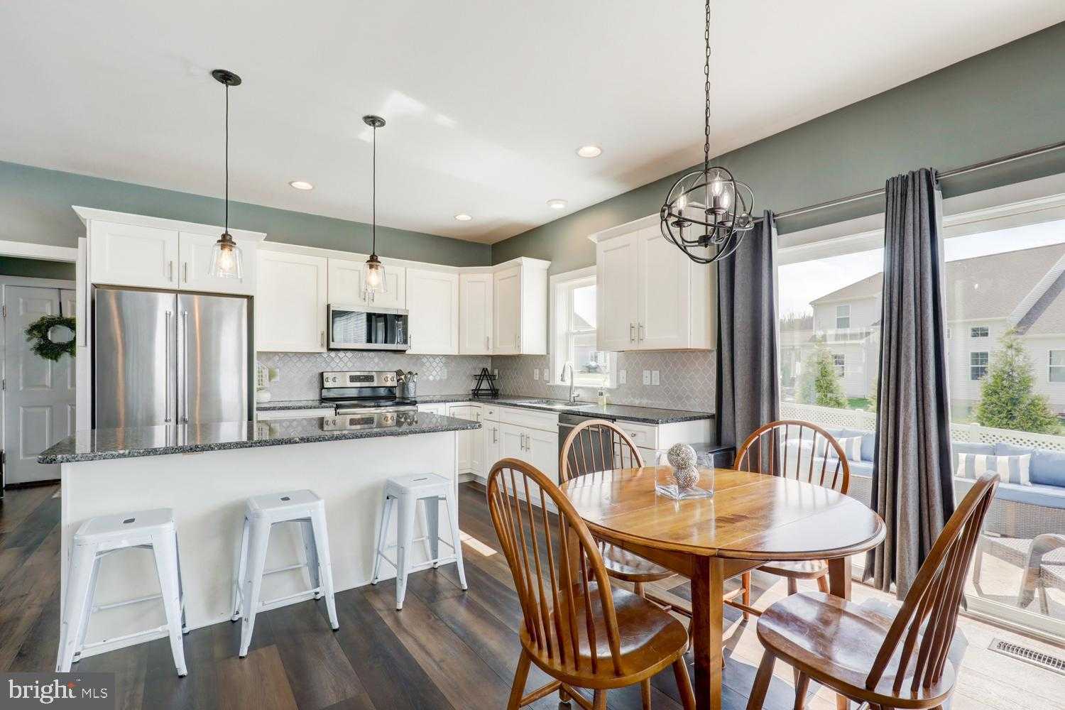 73 Summers Dr photo 18