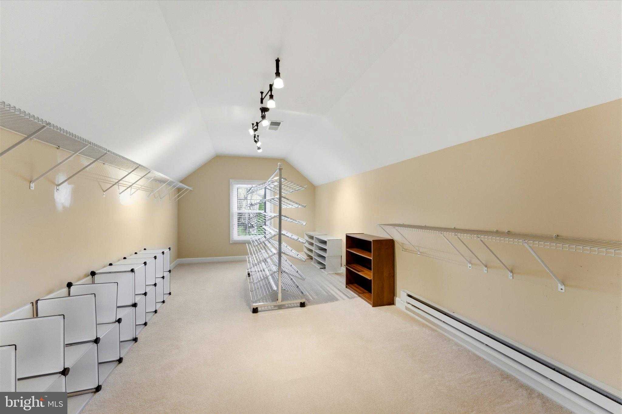 6070 Erinblair Loop photo 39