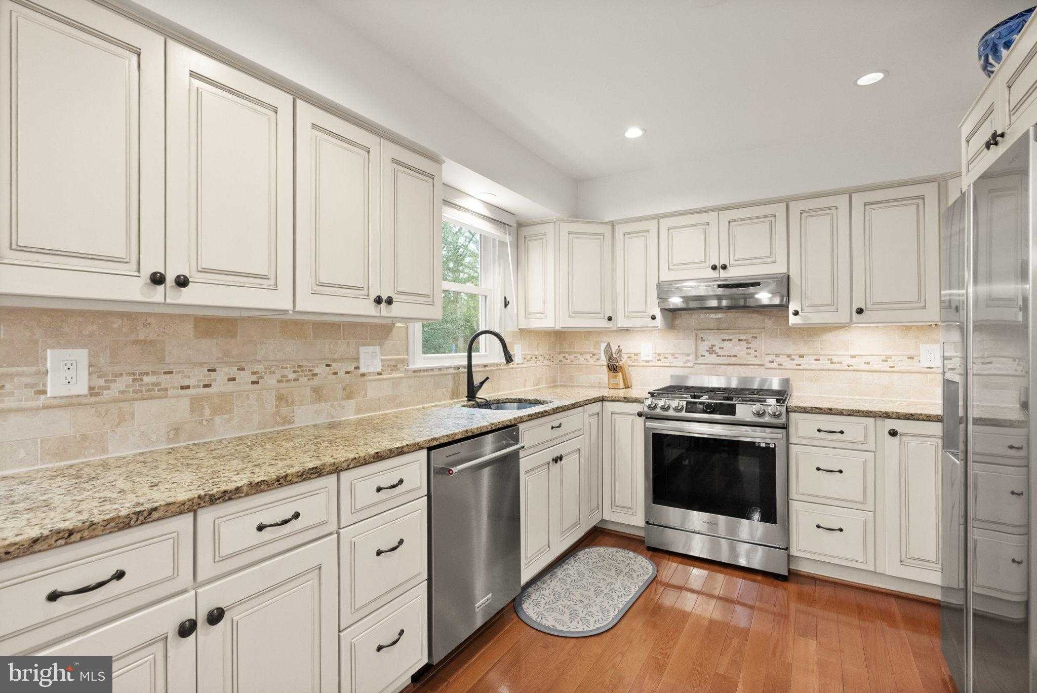 1232 Bishopsgate Way photo 30