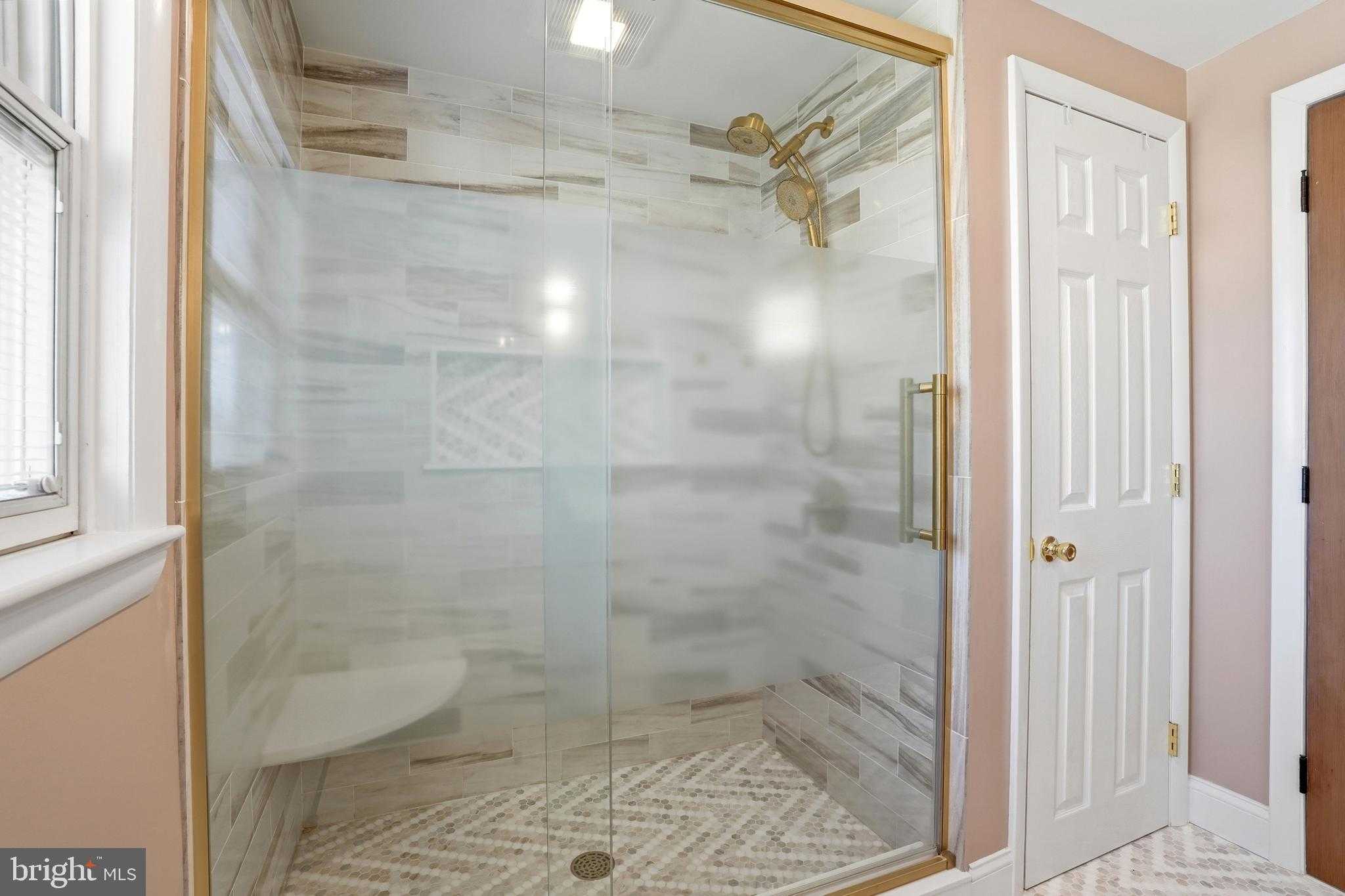 109 Donnelly Ave photo 26