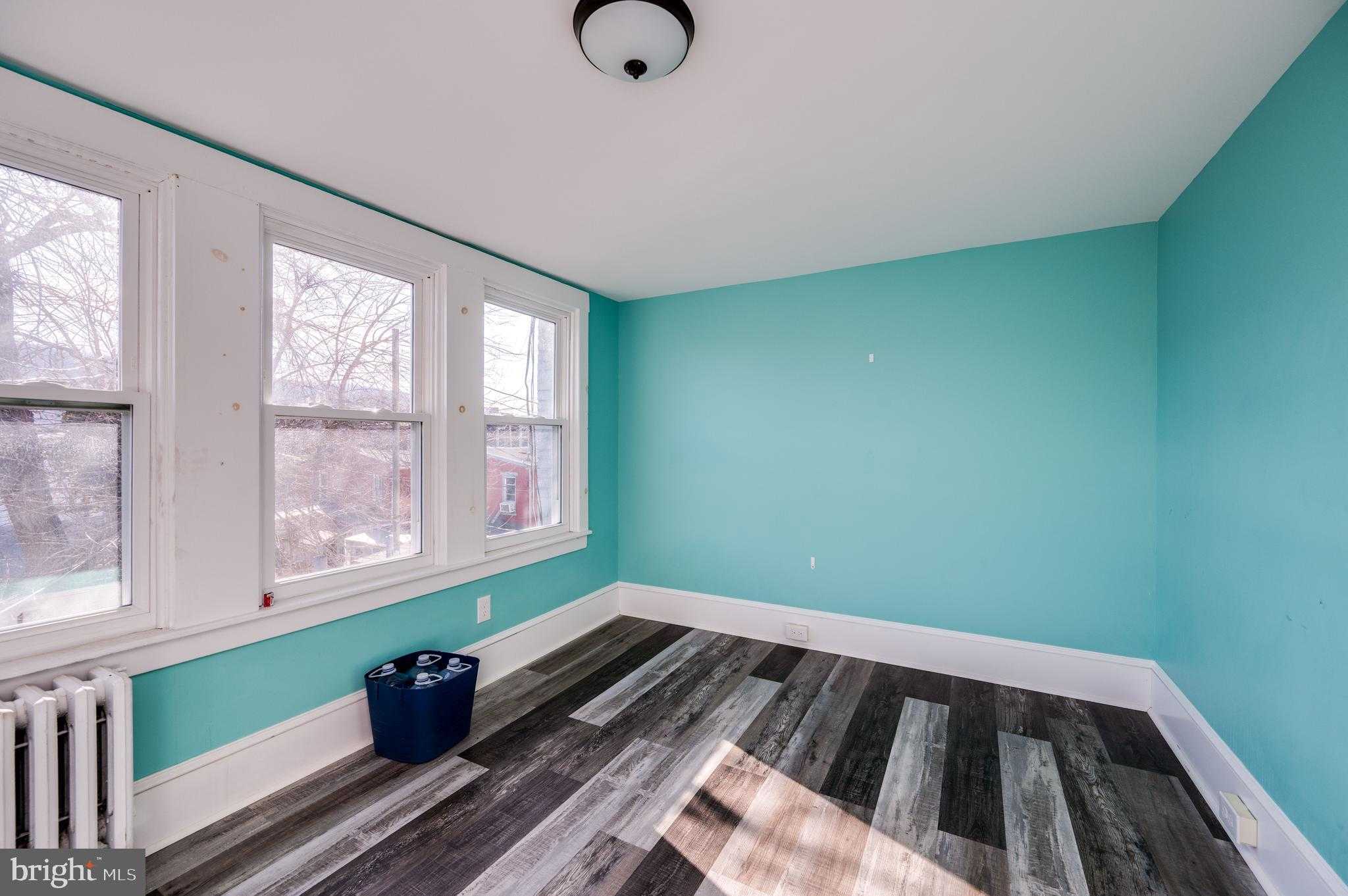 911 N 5th St photo 31