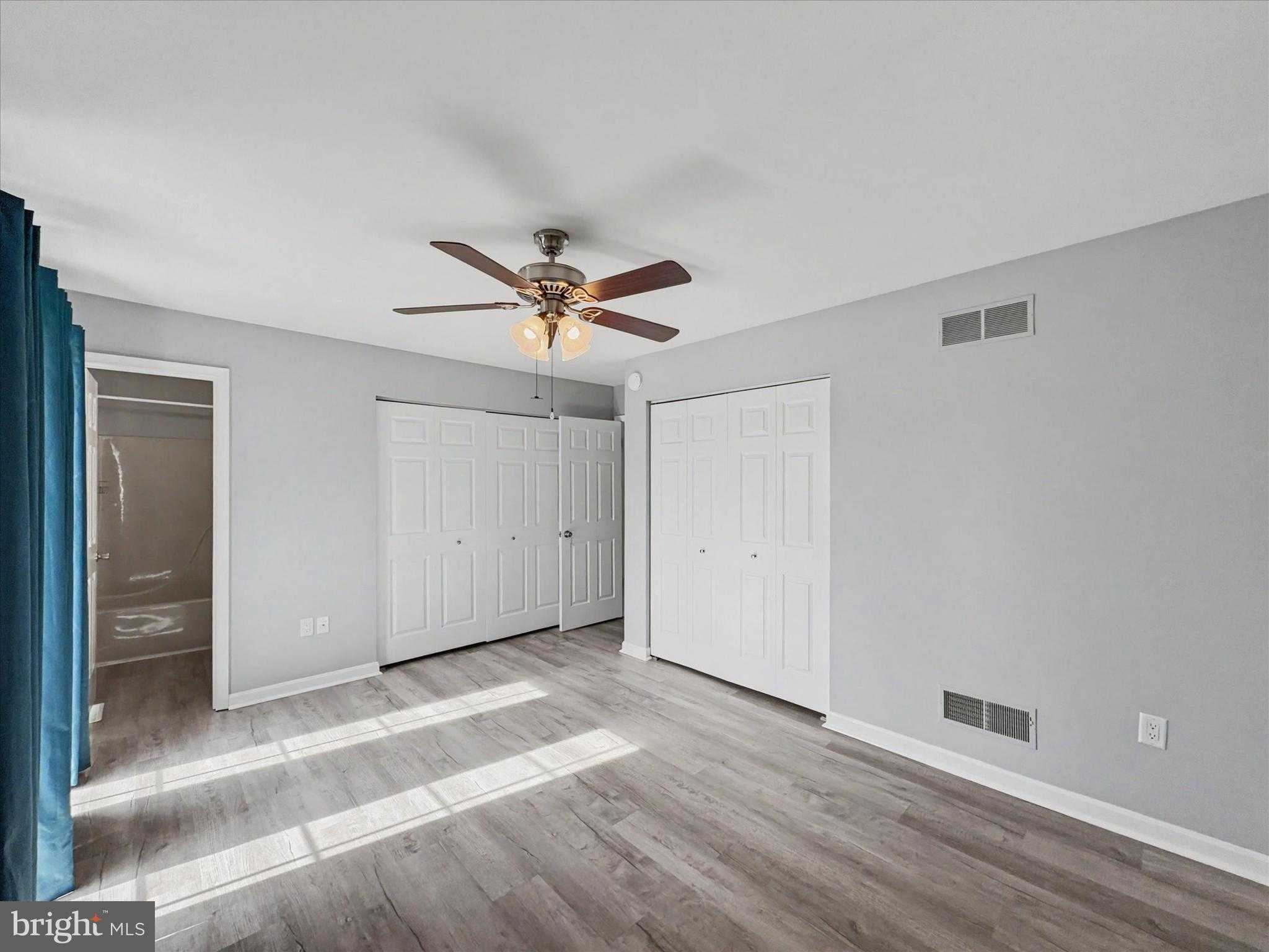 122 Overview Cir E photo 10