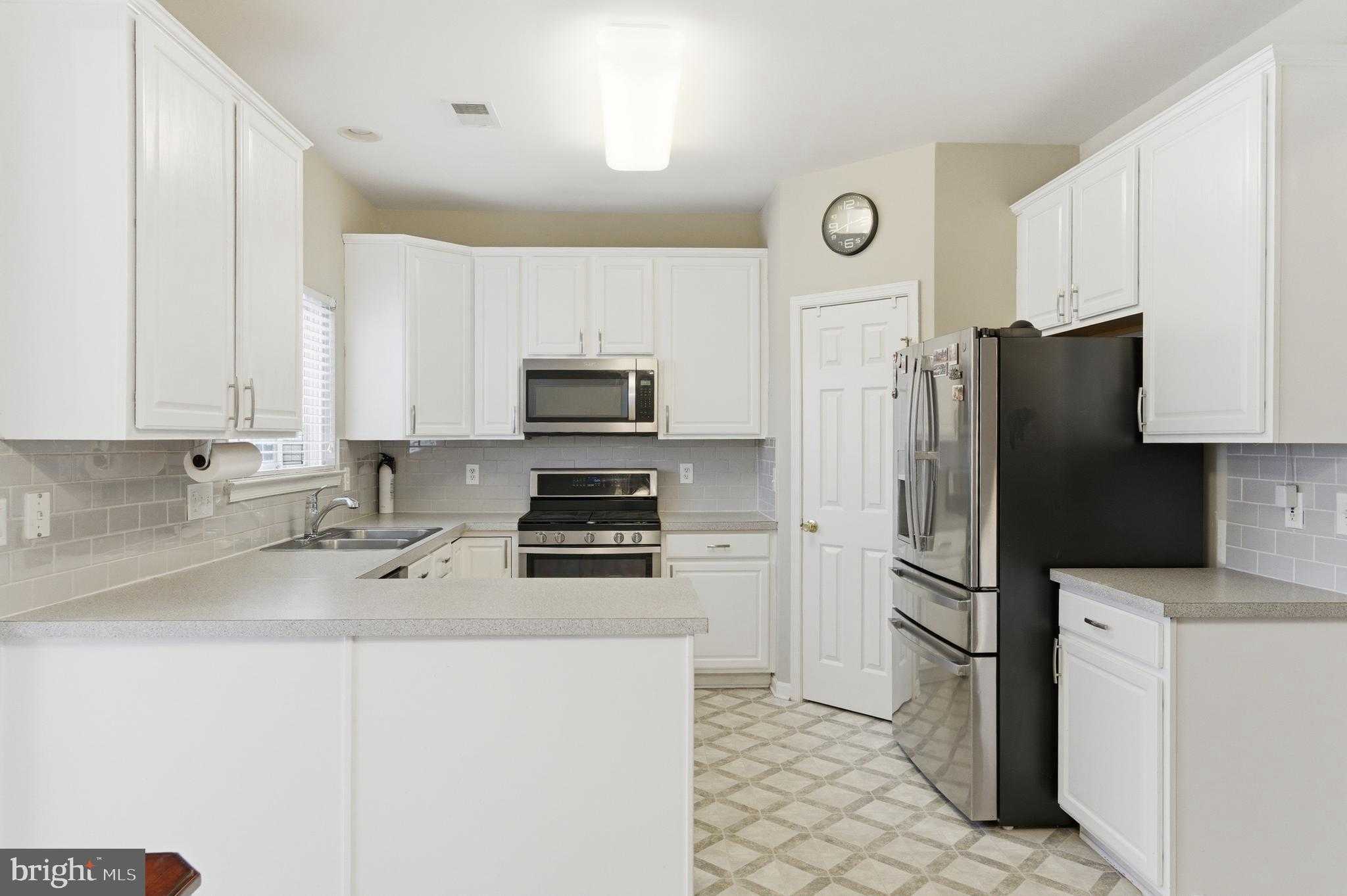 8607 Ellesmere Way photo 14