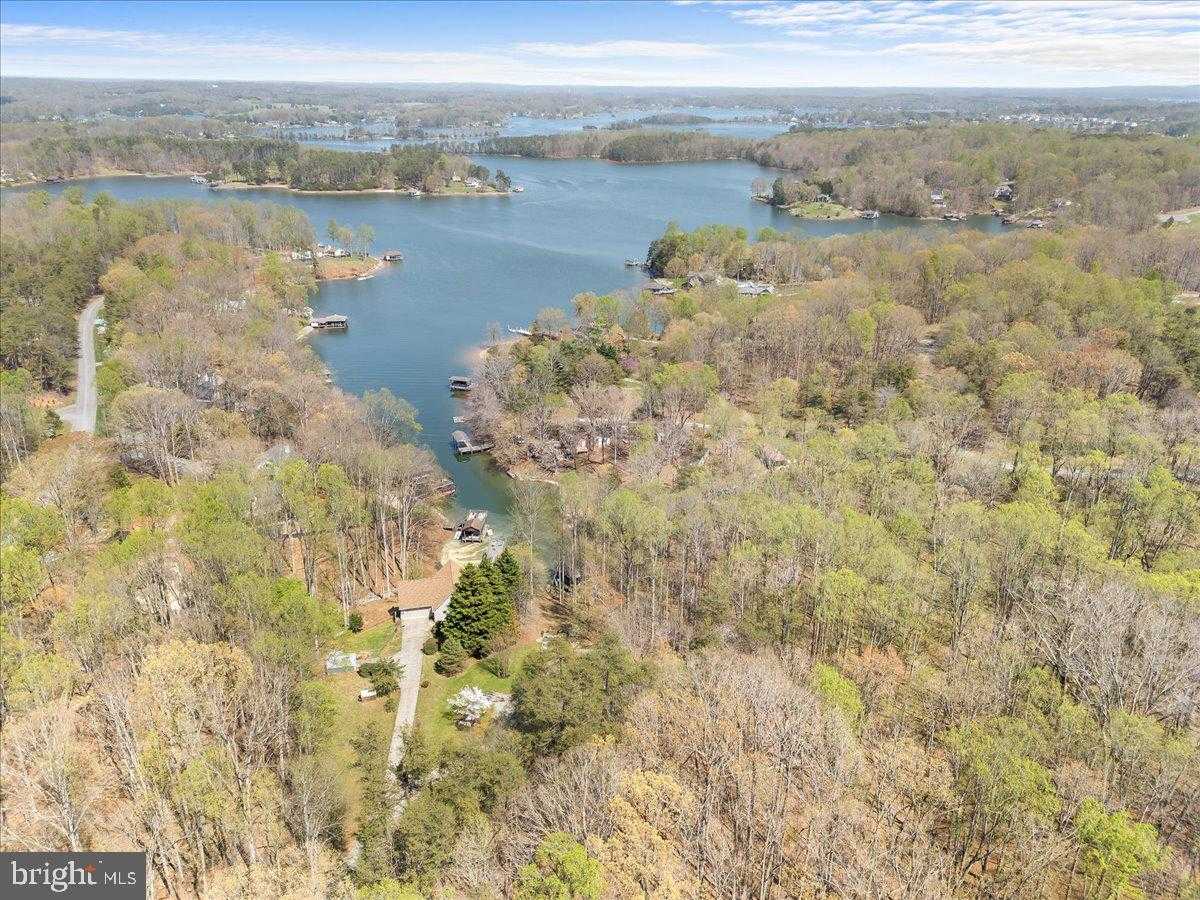 290 Dodee Ln photo 49