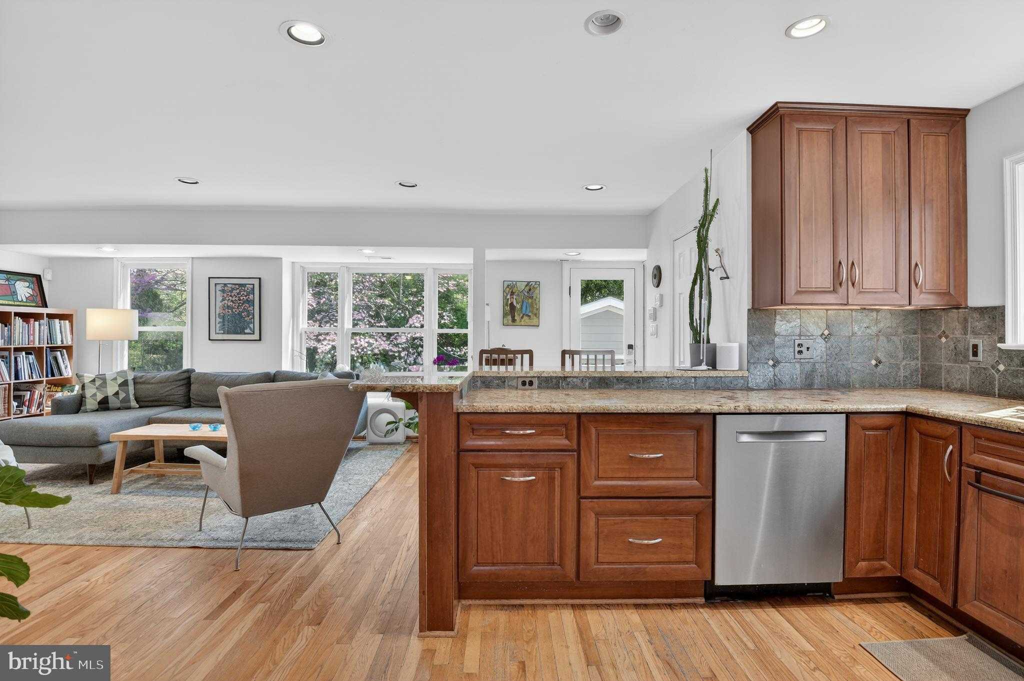 7917 Sleaford Pl photo 16