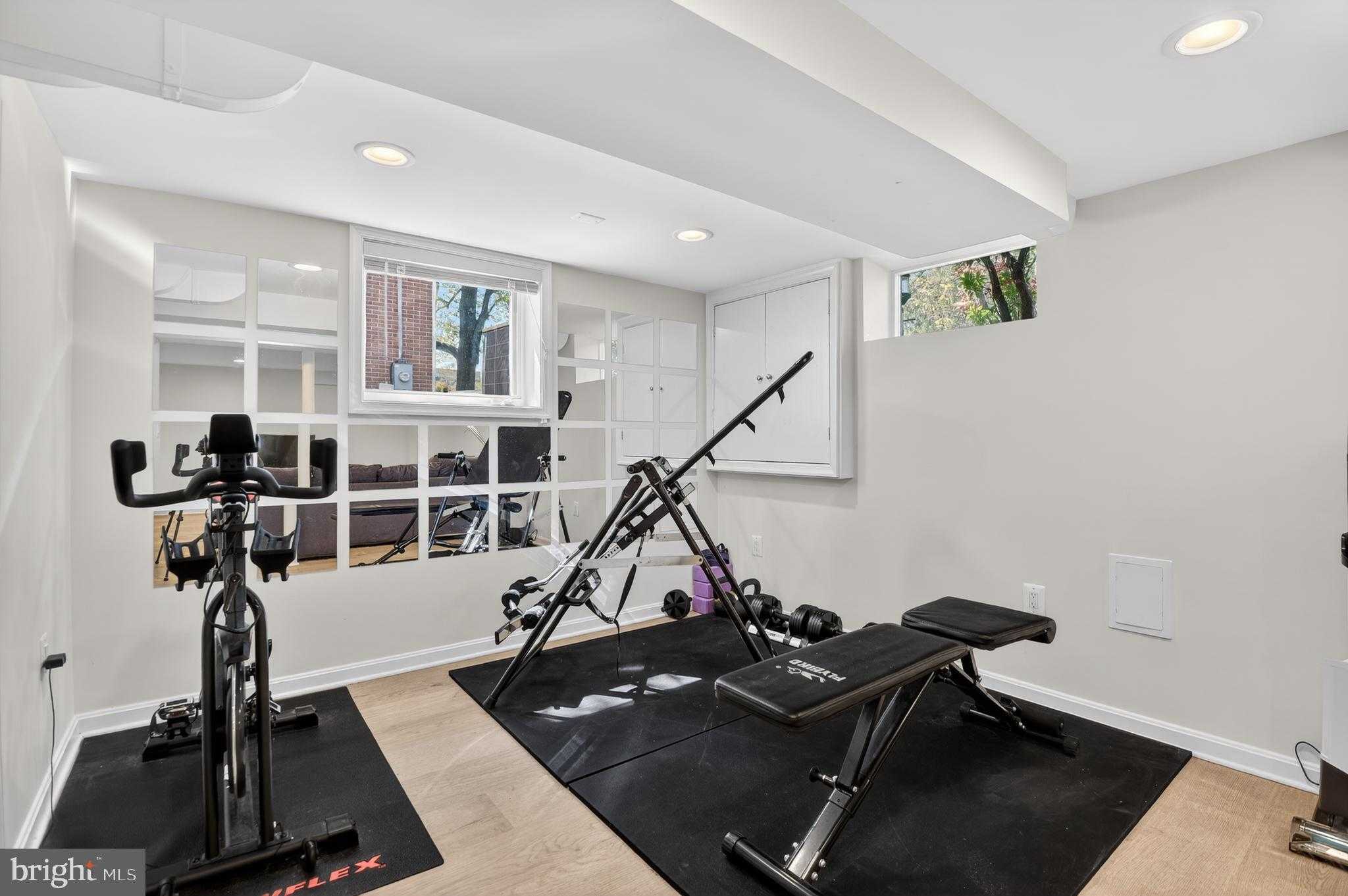 7917 Sleaford Pl photo 39