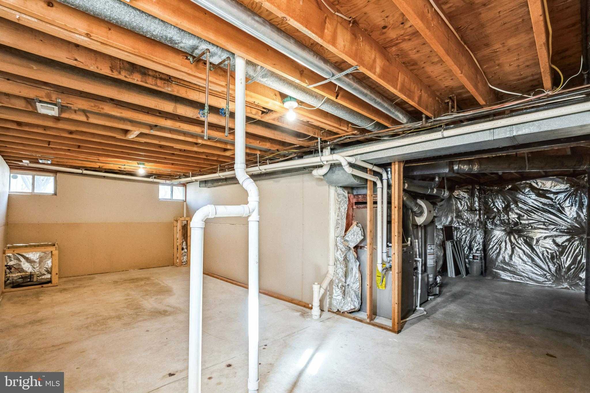 470 Saint Barbara Ln photo 27