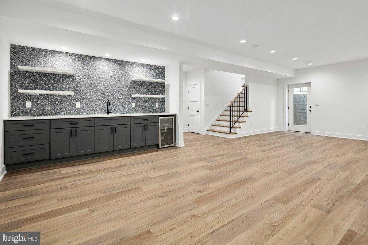 5900 9th St N photo 19