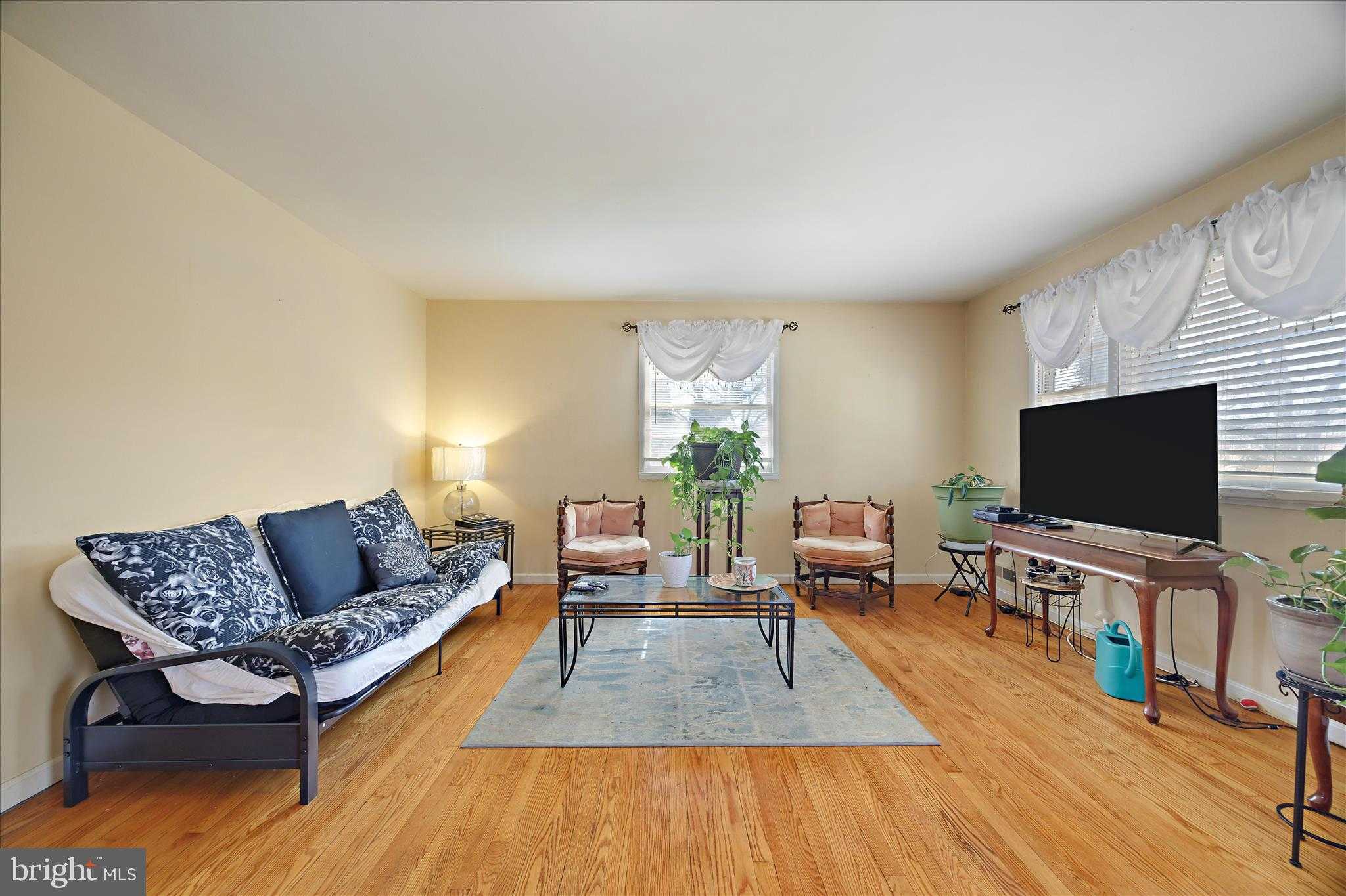 749 Audrey Ln photo 5