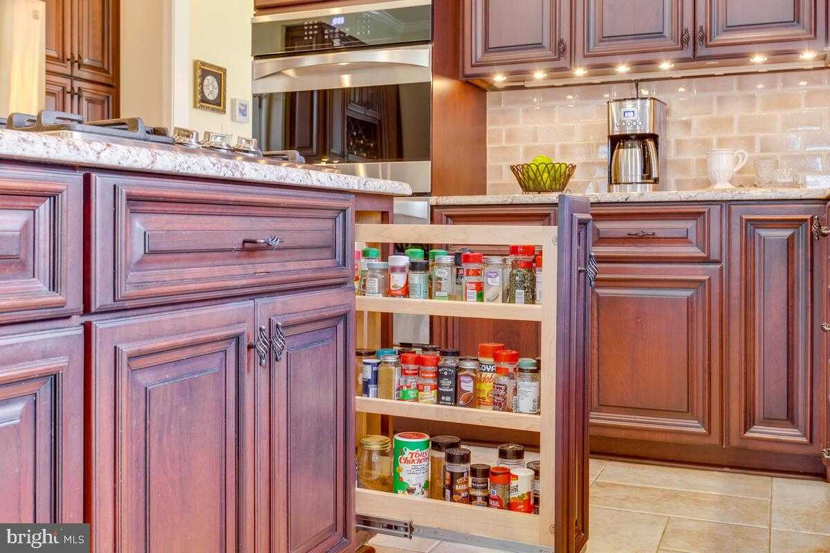 12839 Forest Creek CT photo 23