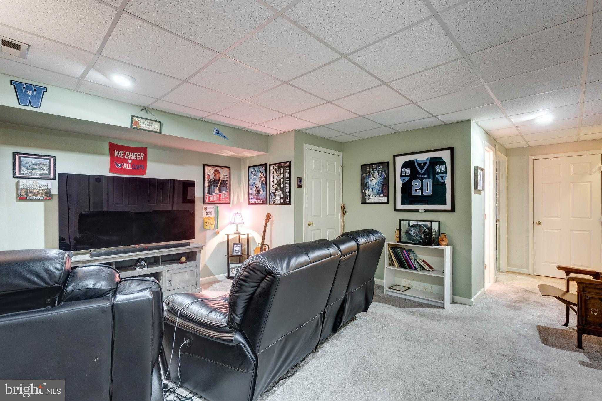 534 Congressional Dr photo 47