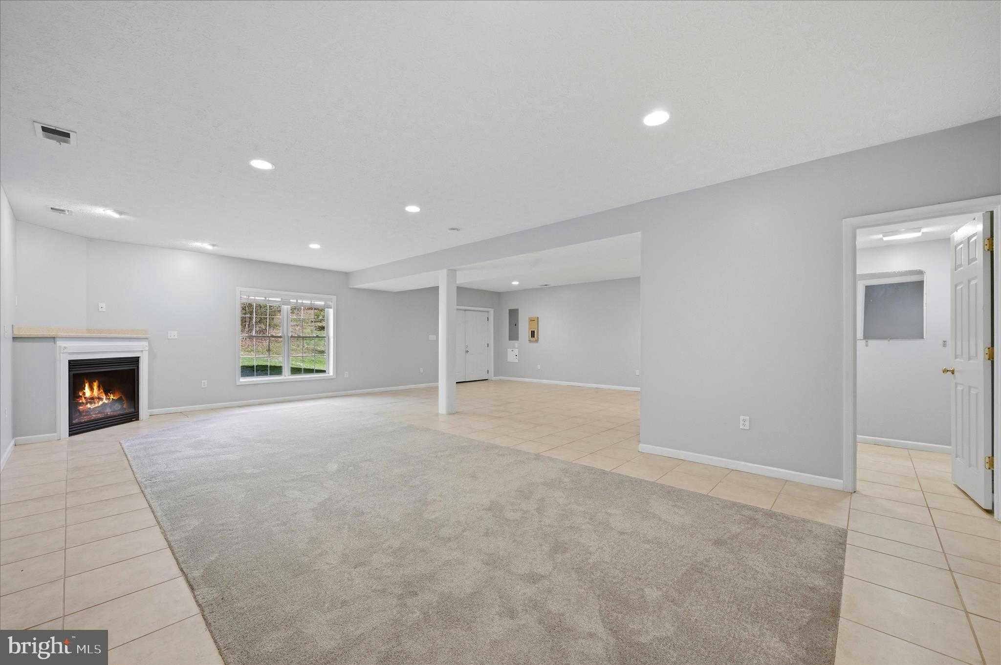 450 Fishel Rd photo 41