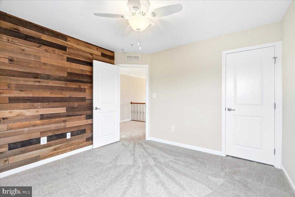 873 Amherst Ln photo 45