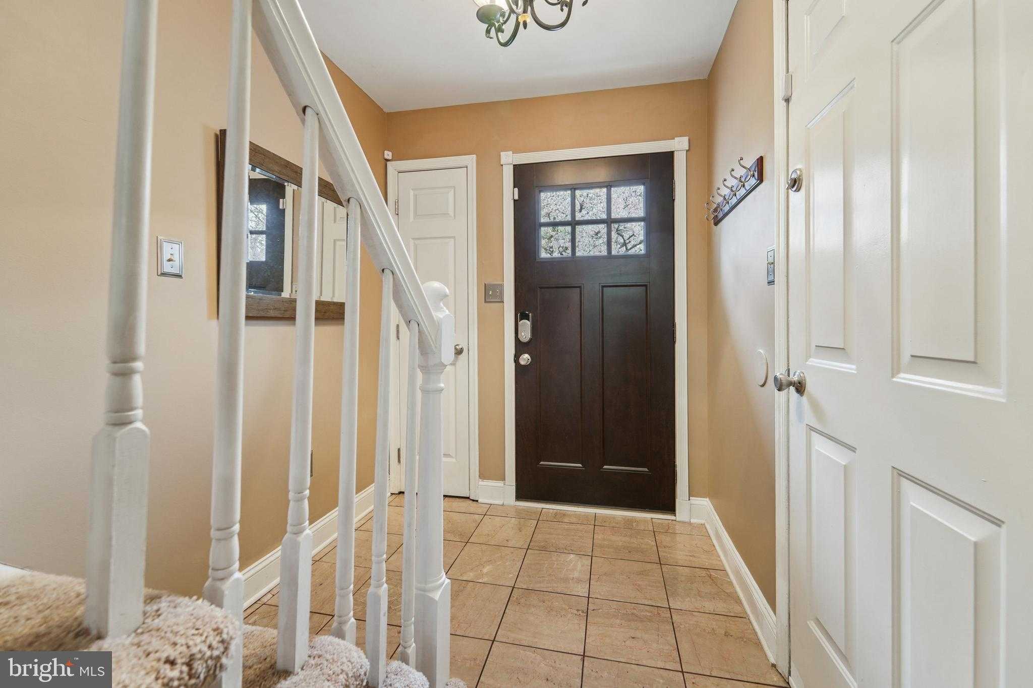 56 Victoria Sq photo 7