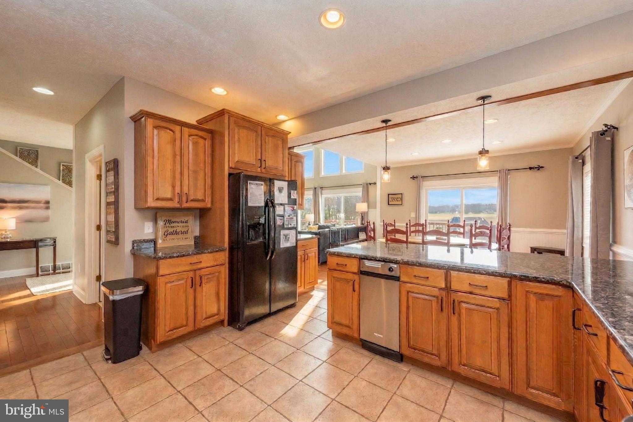 85 Clubhouse Dr photo 14