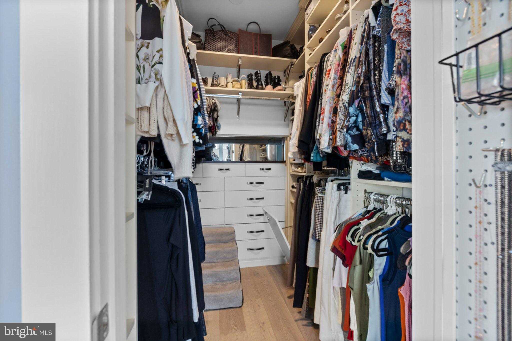 2147 Lombard St photo 49