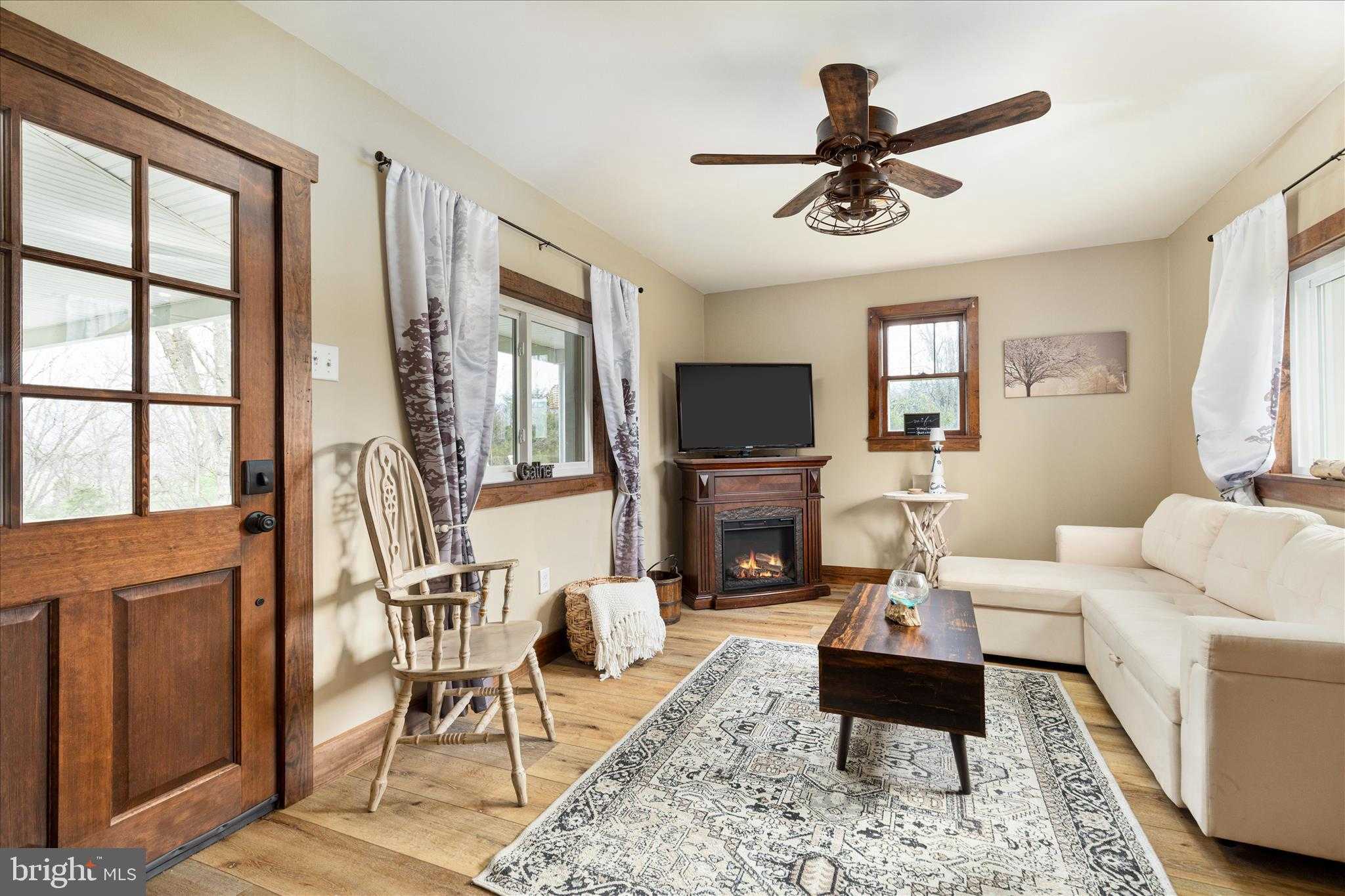 8735 Smith Creek Rd photo 9